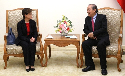 Deputy PM expects stronger Vietnam-Singapore cooperation